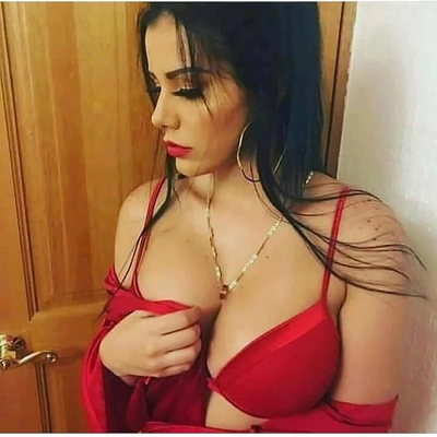 Anadolu Hisarı Olgun Escort Firdevs: 40 Yaş Esmer Milf Anal Oral ve Grup Seksle Aşkı Ateşe Verir